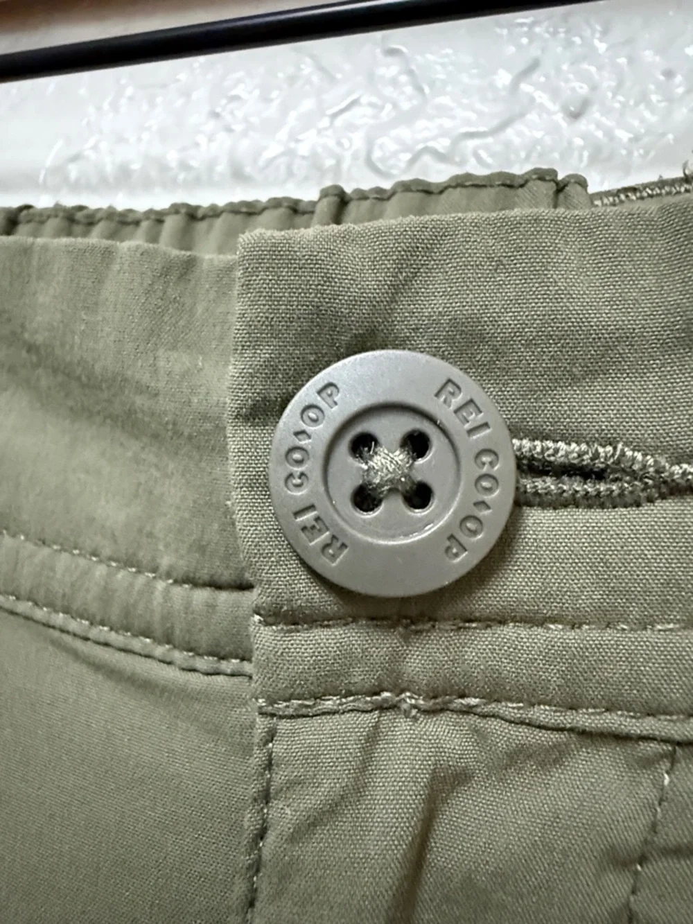 REI Olive Green Casual Cargo Pants Size 14 - Picture 3 of 16
